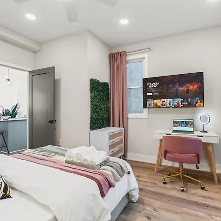Passyunk Square Spacious 1 Bedroom Oasis- Huge Deck Philadelphia Exterior photo