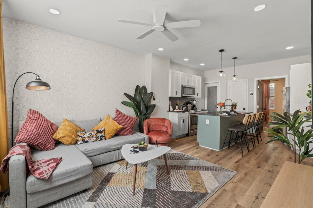 Apartment Passyunk Square Spacious 1 Bedroom Oasis- Huge Deck