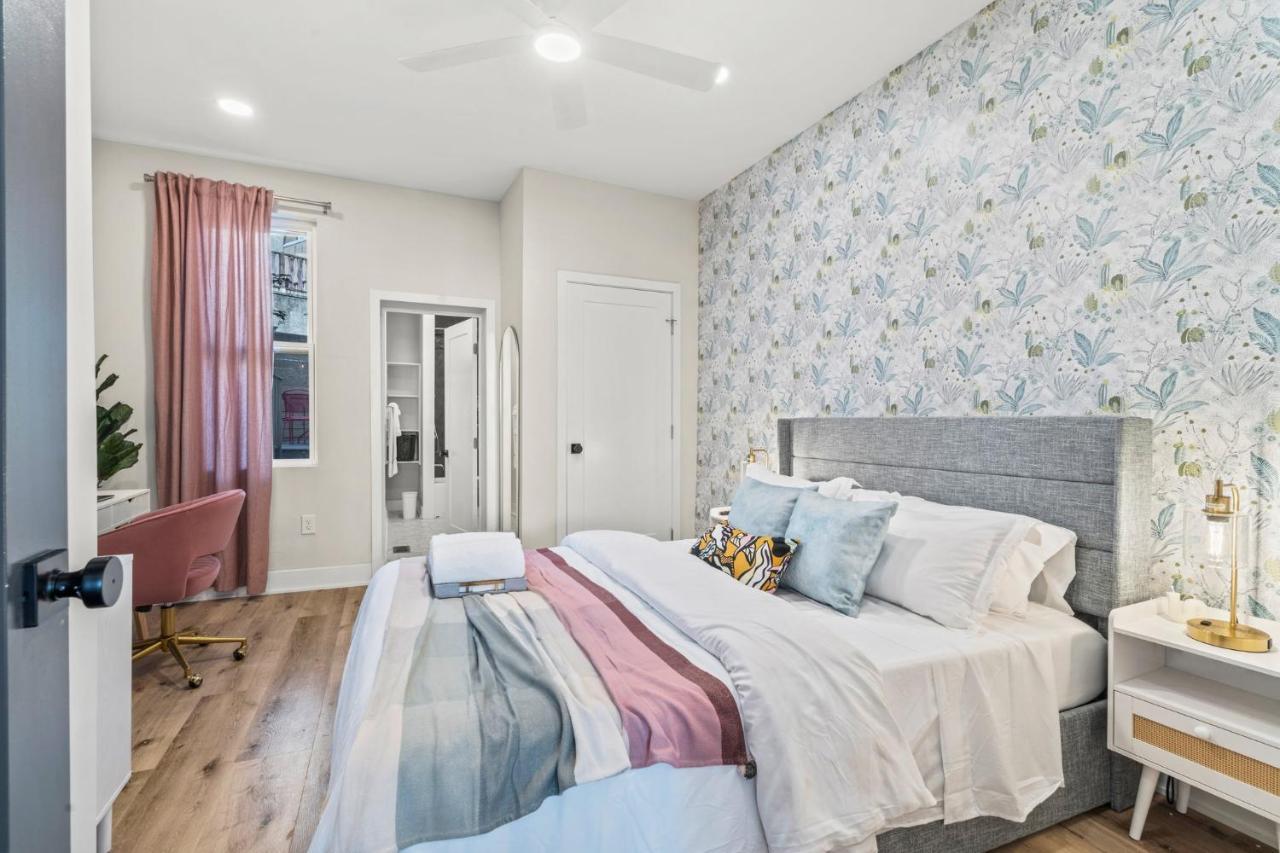 Passyunk Square Spacious 1 Bedroom Oasis- Huge Deck Philadelphia